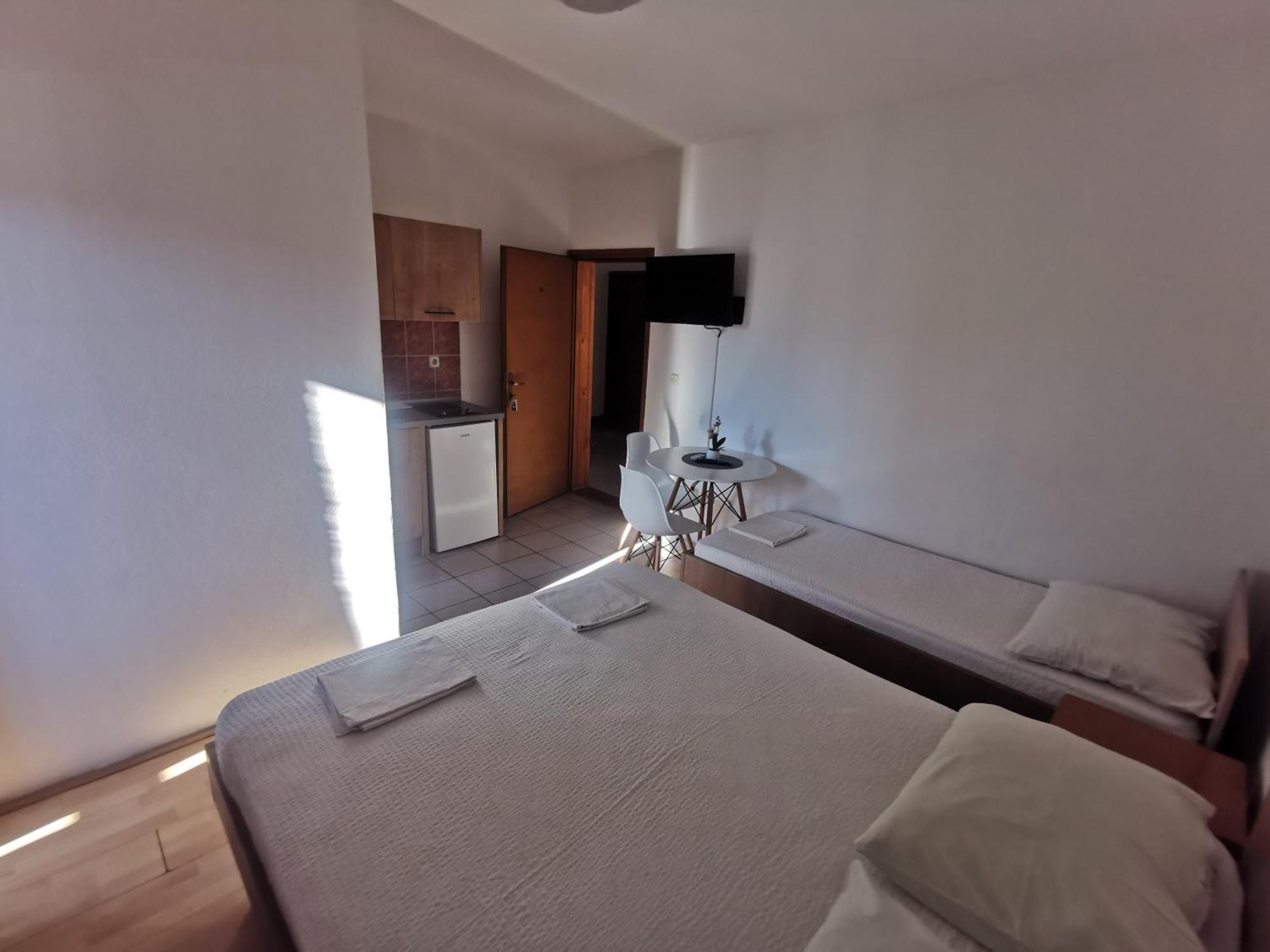 Apartmani Lezenic M Neum Eksteriør bilde