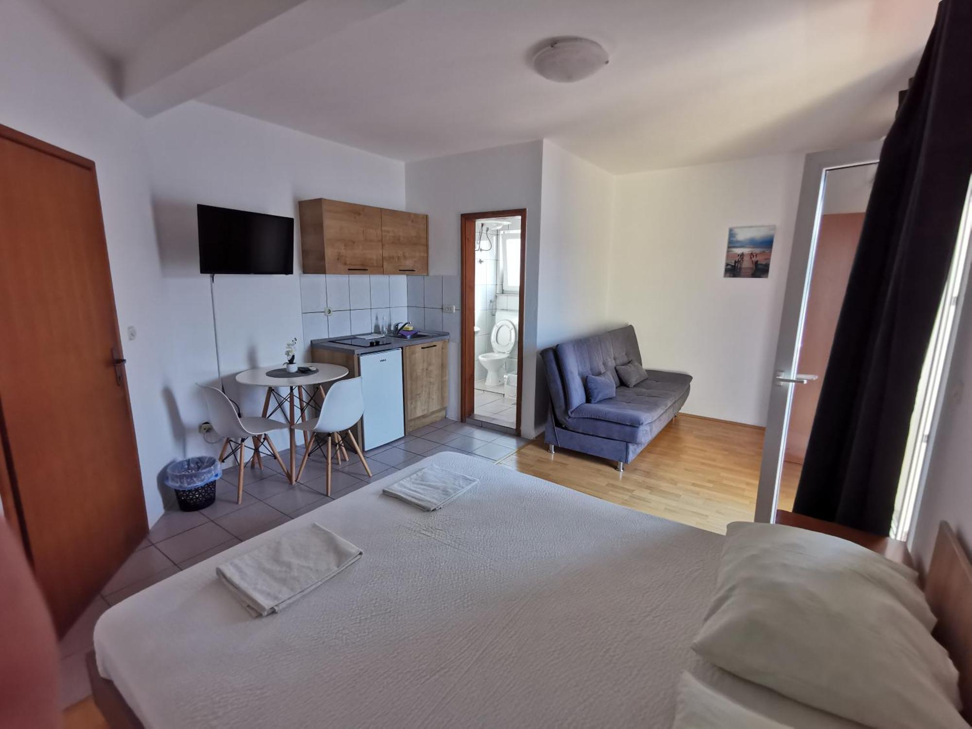 Apartmani Lezenic M Neum Eksteriør bilde