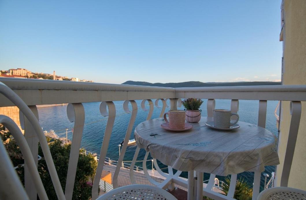 Apartmani Lezenic M Neum Eksteriør bilde